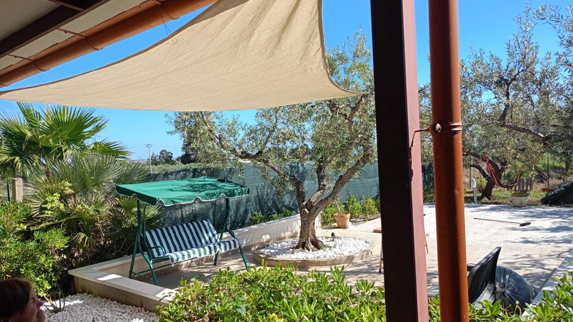 La Casetta Degli Ulivi Con Piscina 门菲 外观 照片
